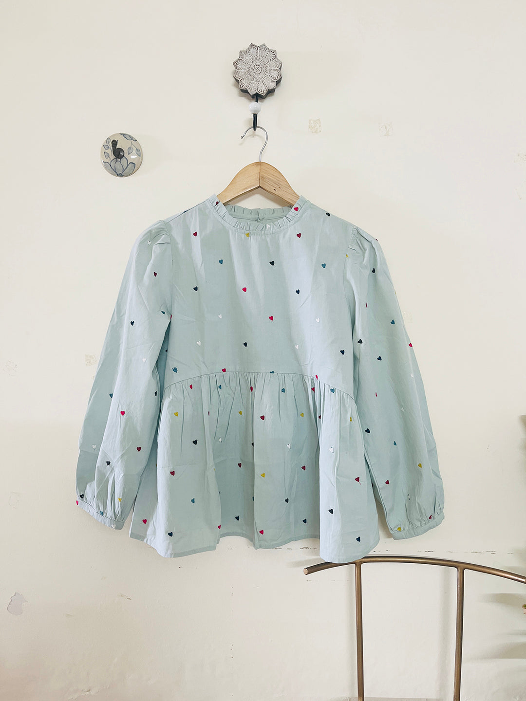 LITTLE HEARTS EMBROIDERED PEPLUM TOP