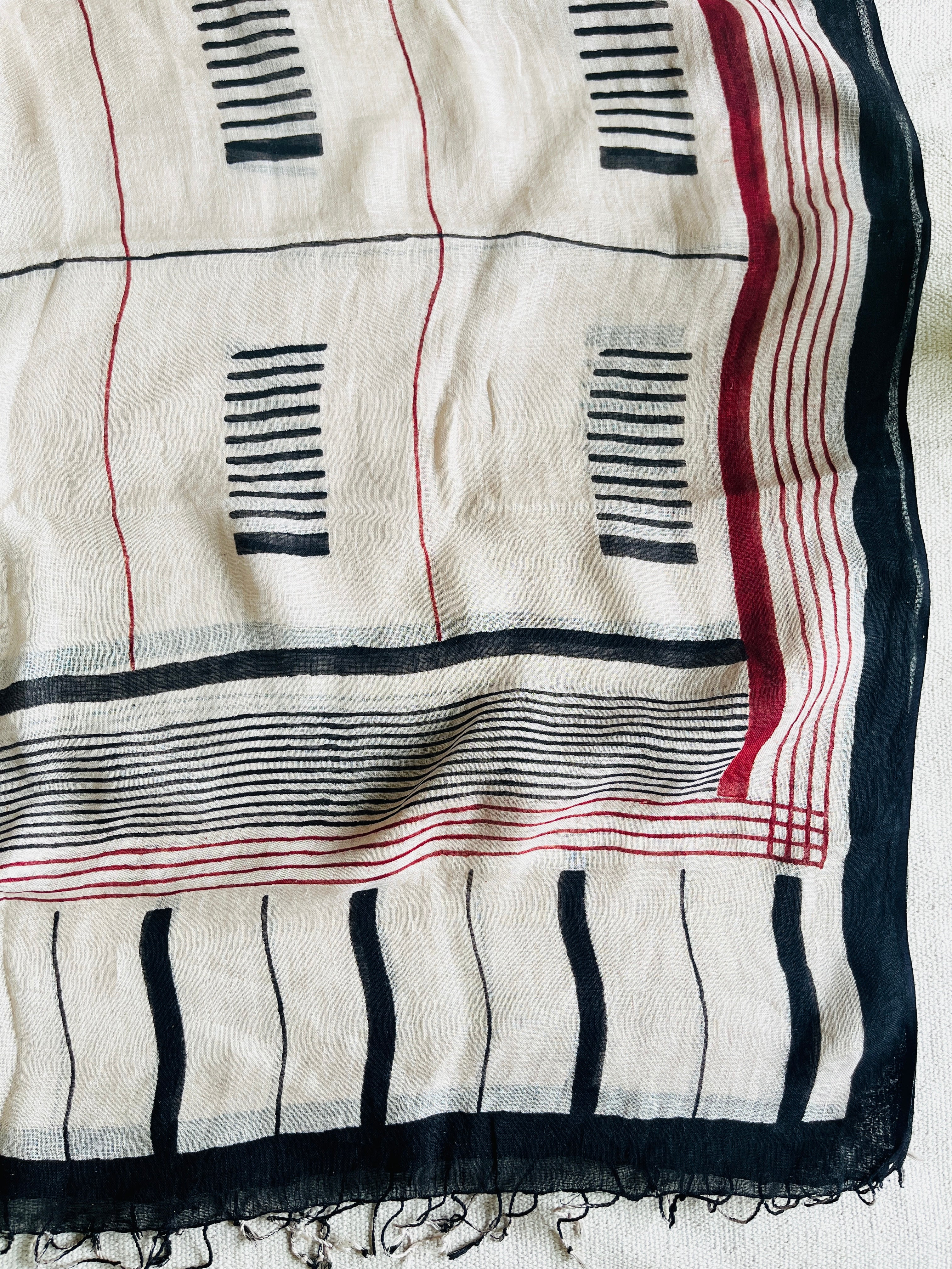"GEOMETRIC-LINE-ART" HAND-BLOCK PRINTED LINEN DUPATTA