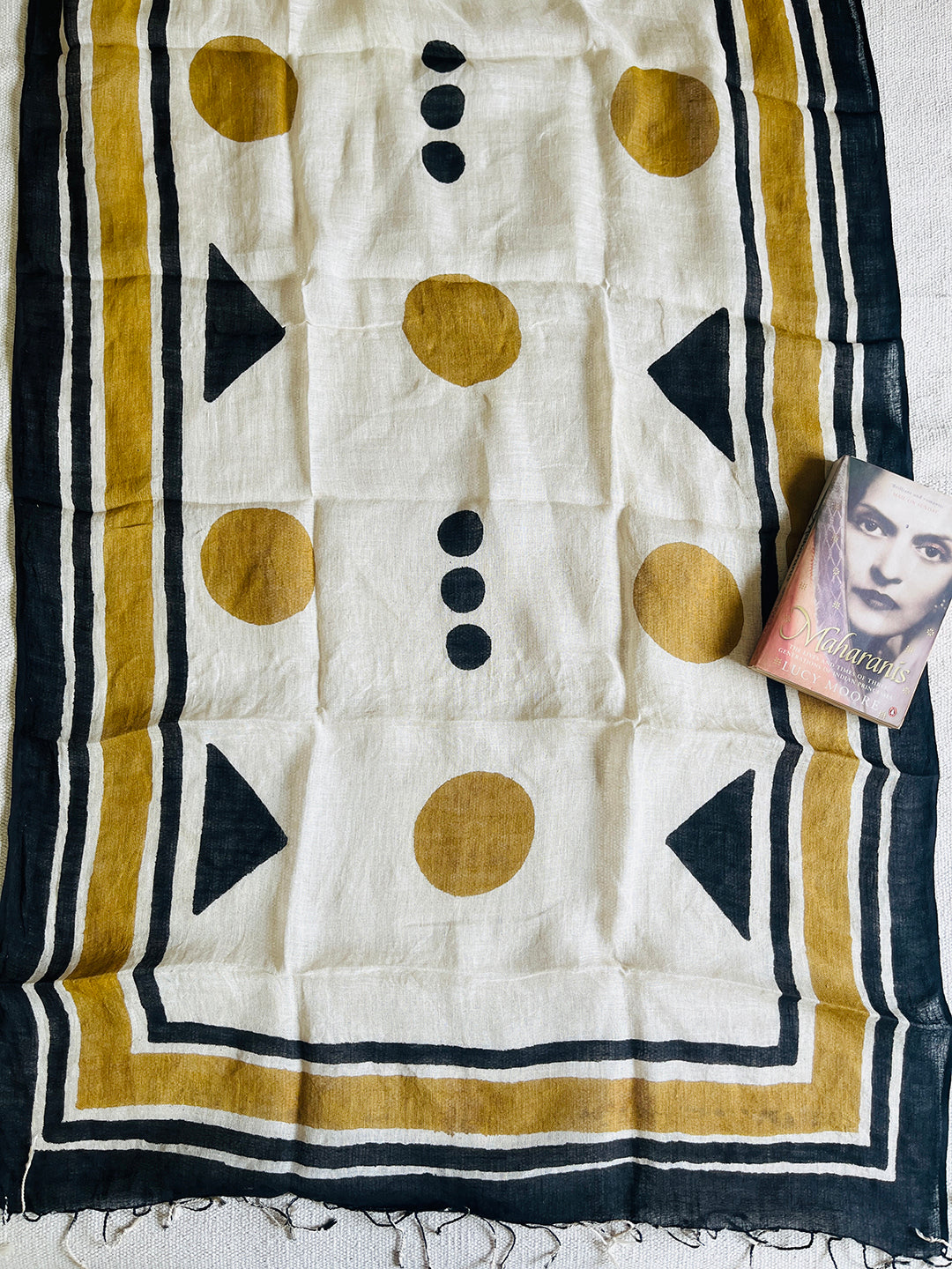 "KEEP YOUR AURA BRIGHT" HANDCRAFTED LINEN DUPATTA