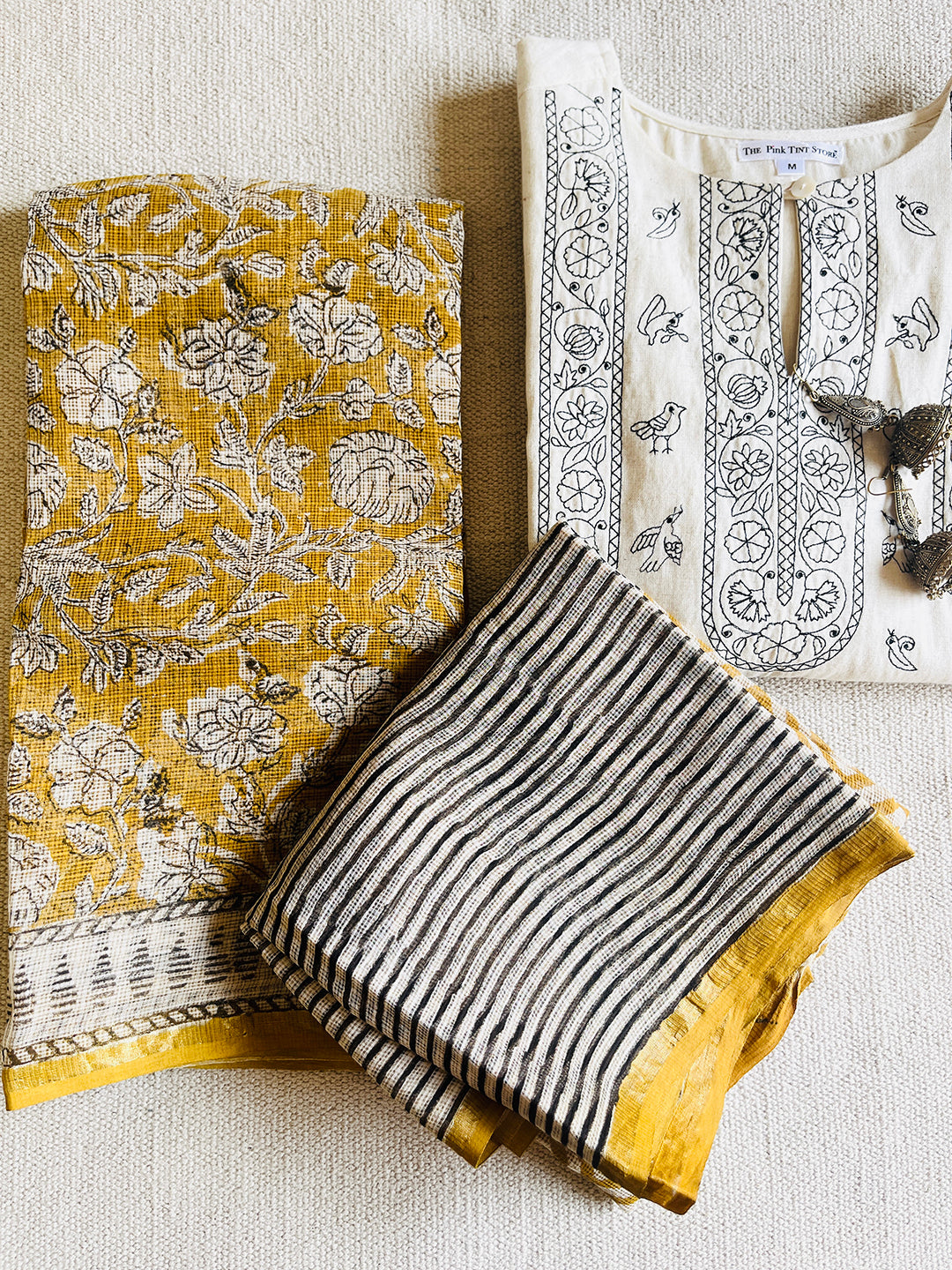 MUSTARD FLORAL JAAL KOTA DORIA DUPATTA