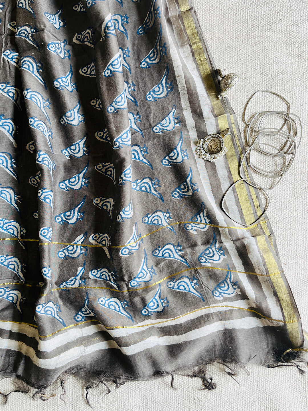 "EIK CHIDIYA, ANEK CHIDIYA" CHANDERI DUPATTA (GREY)
