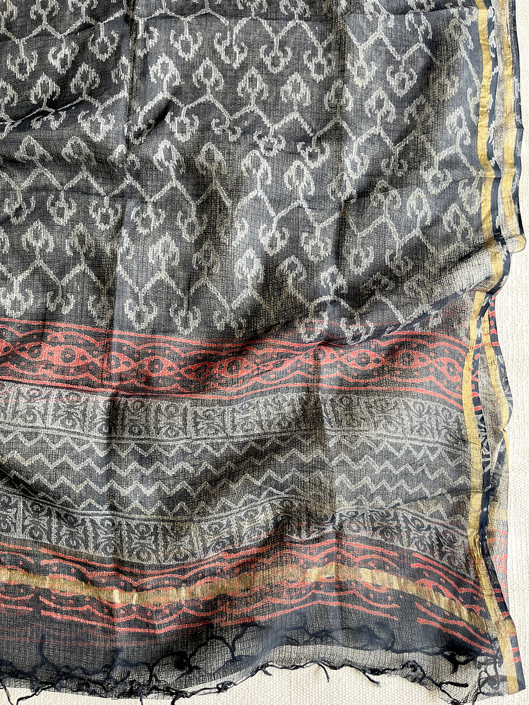 IKAT PRINT KOTA DORIA DUPATTA (BLACK)