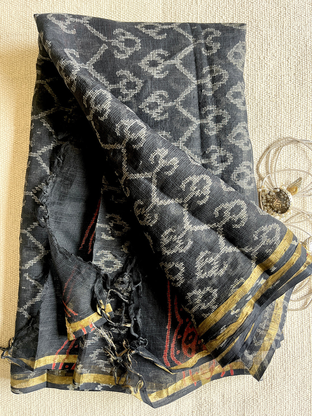 IKAT PRINT KOTA DORIA DUPATTA (BLACK)