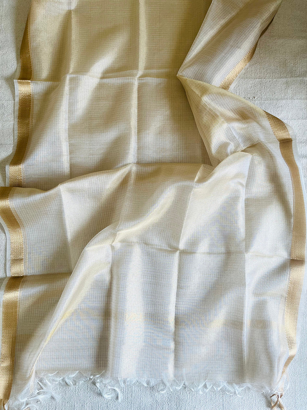KOTA OFFWHITE-GOLD WEAVE DUPATTA