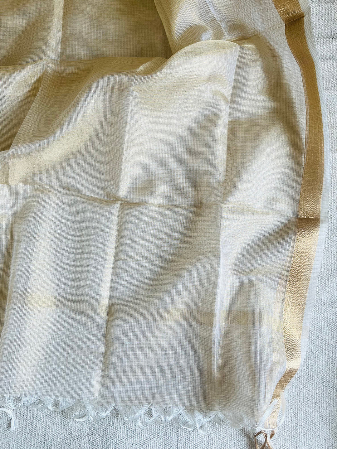 KOTA OFFWHITE-GOLD WEAVE DUPATTA