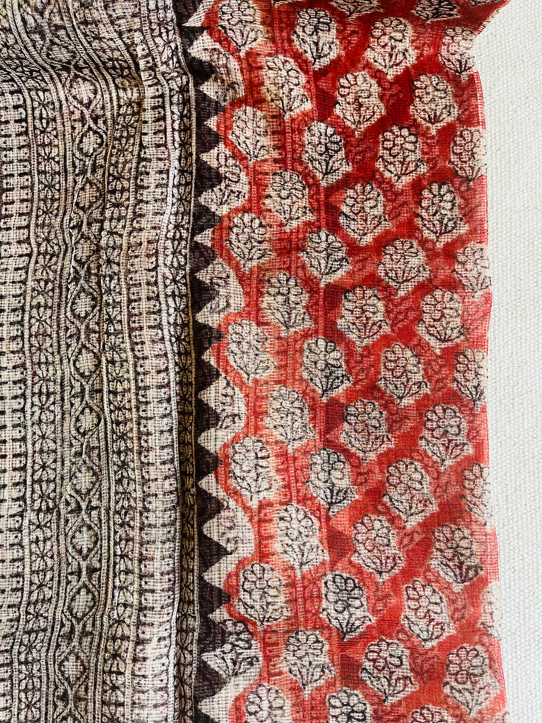 KOTA RED FLORAL PATTERN DUPATTA