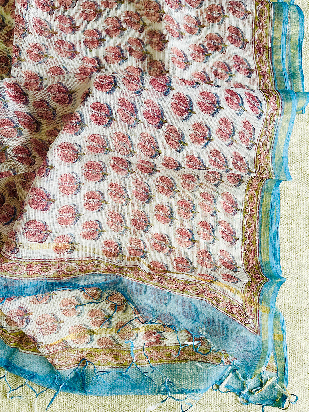 KOTA OFFWHITE ALLOVER FLORAL DUPATTA