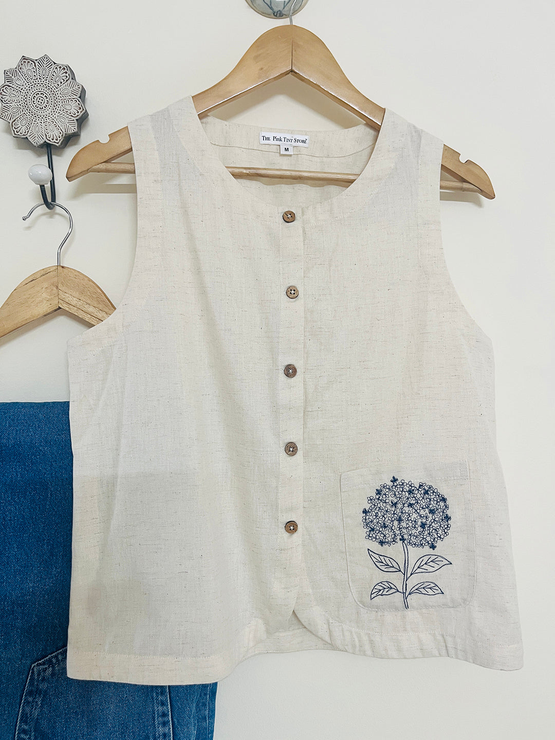 "MINIMAL CHIC" embroidered versatile waistcoat (Natural)
