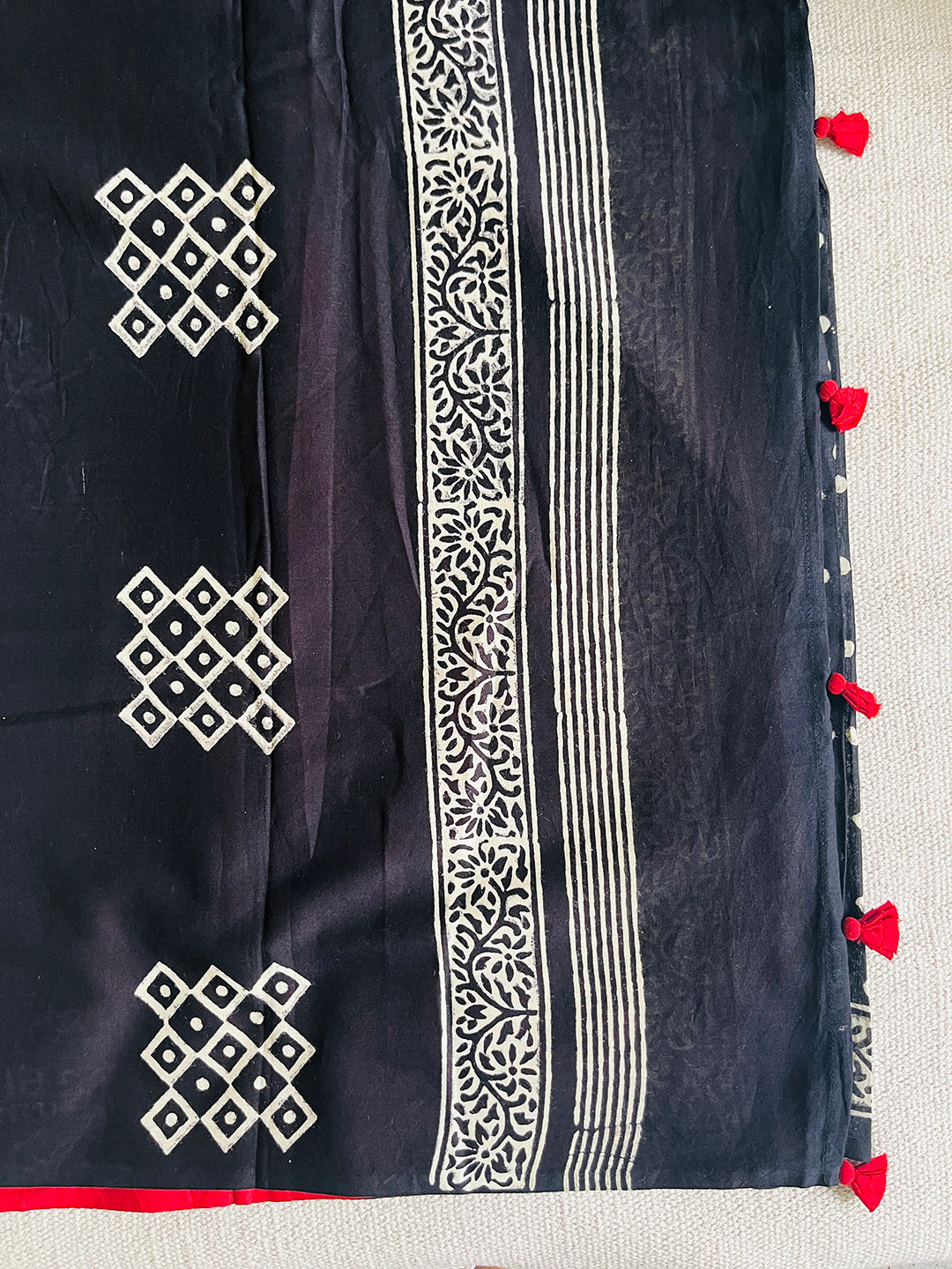 POLKA BLACK MULMUL SAREE