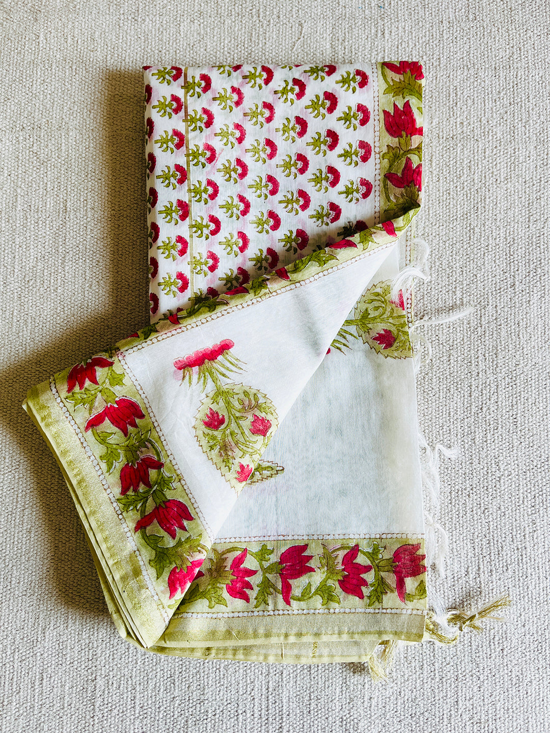 CHANDERI MUGHAL PRINT OFF-WHITE RED DUPATTA