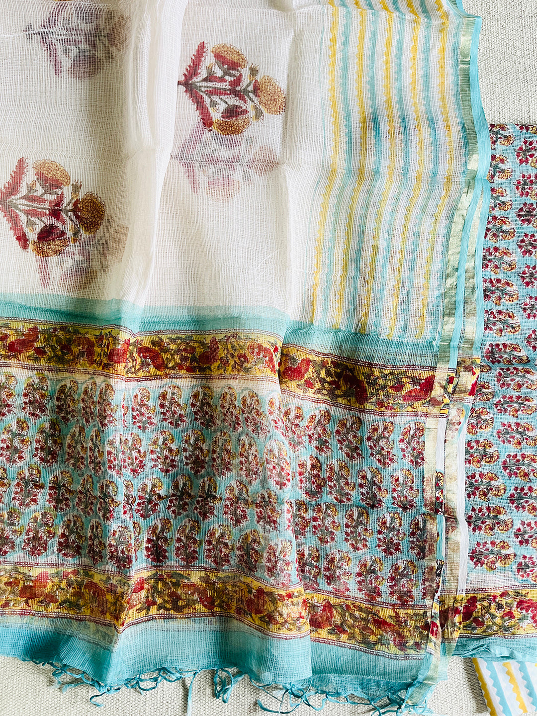 FLORAL BOOTIES KOTA DORIA UNSTITCHED SUIT- AASMANI