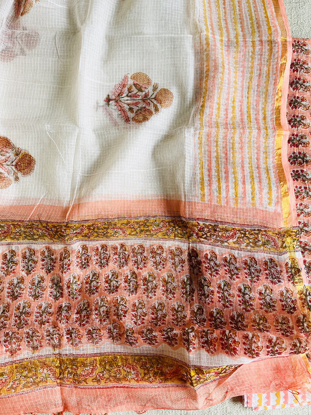 FLORAL BOOTIES KOTA DORIA UNSTITCHED SUIT- PEACHES & CREMES