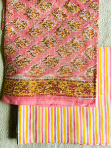 ALLOVER BOOTI KOTA DORIA UNSTITCHED SUIT- BLUSH