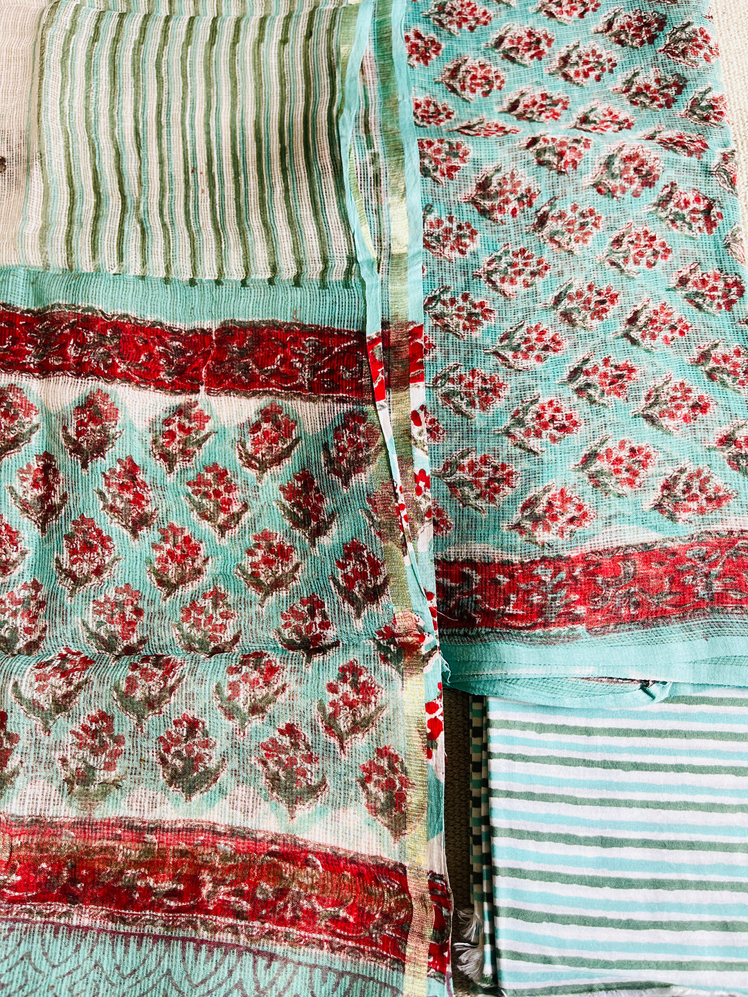 ALLOVER BOOTI KOTA DORIA UNSTITCHED SUIT- FIROZI