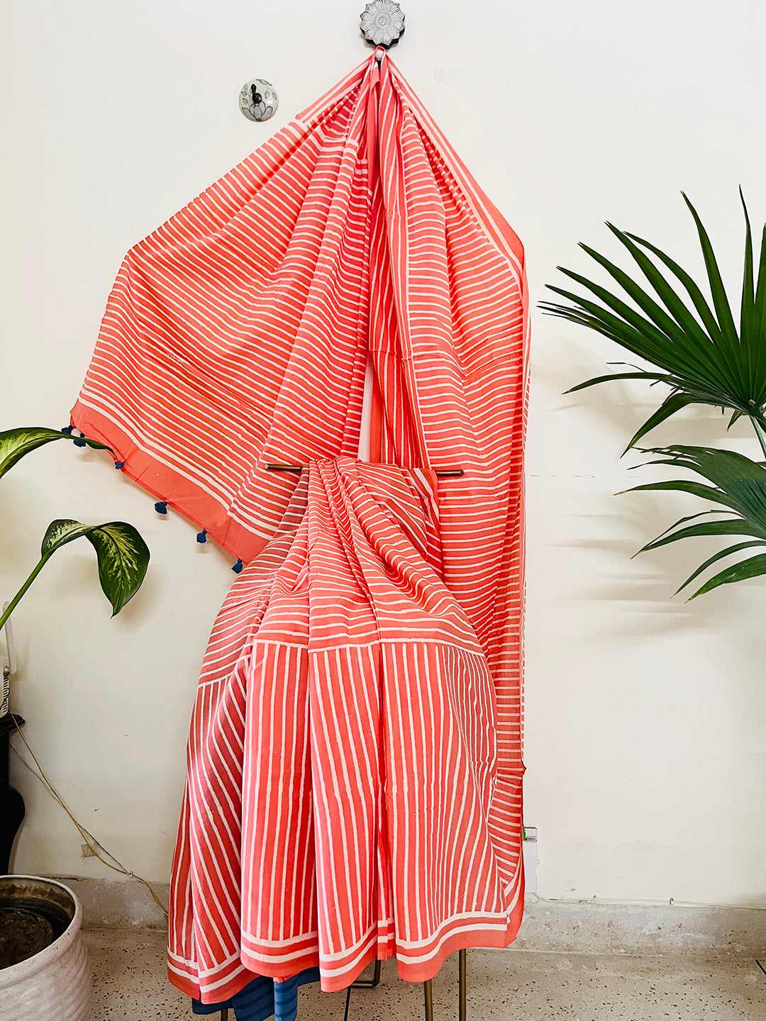 CORAL PLAYFUL STRIPES MULMUL SAREE