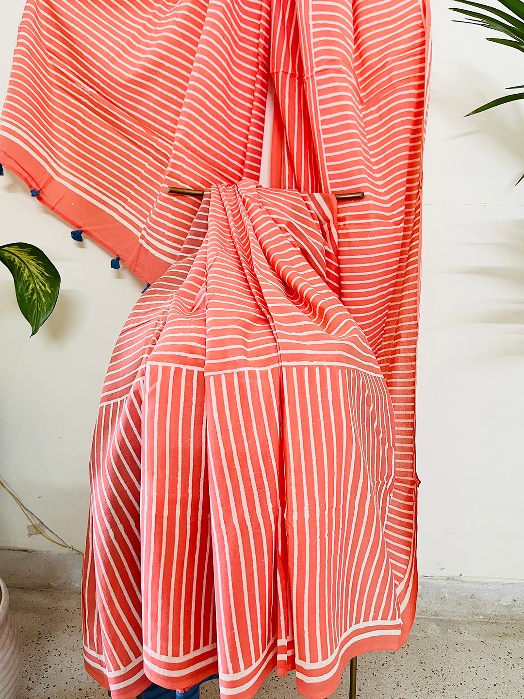 CORAL PLAYFUL STRIPES MULMUL SAREE