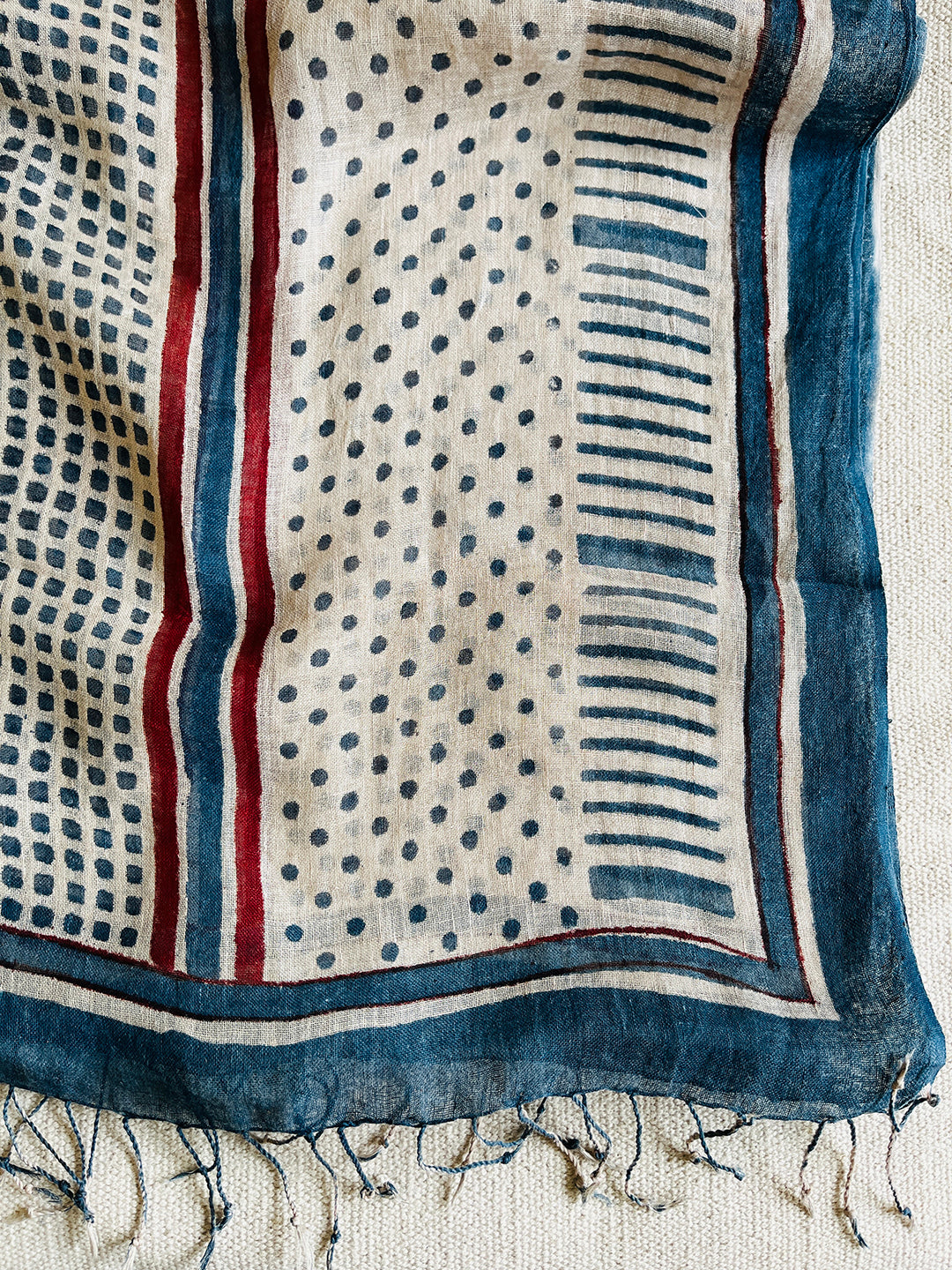 "MAKE THEM STOP & STARE" STATEMENT LINEN DUPATTA