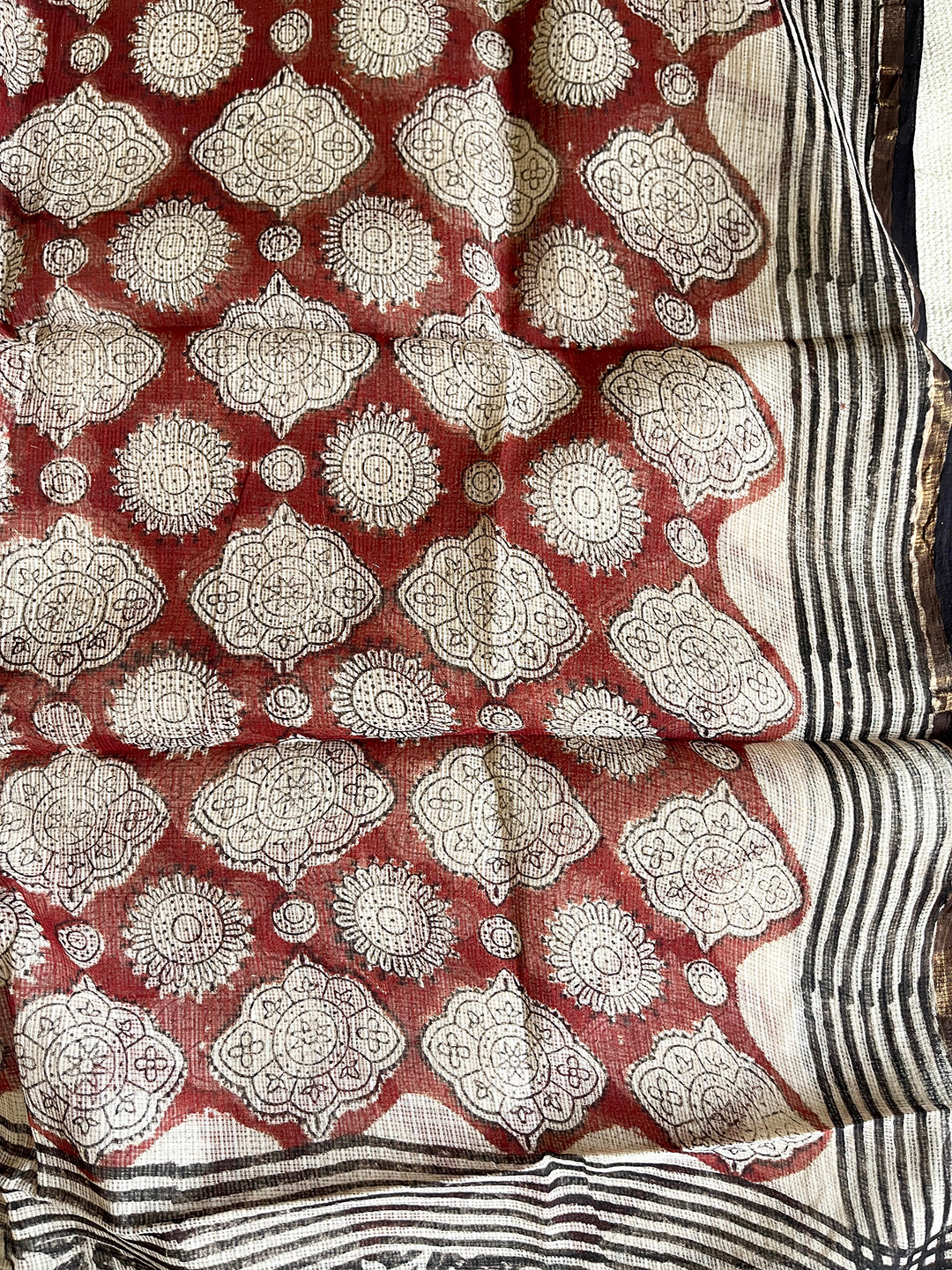 "TIMLESS BEAUTY, JUST LIKE YOU" KOTA DORIA DUPATTA