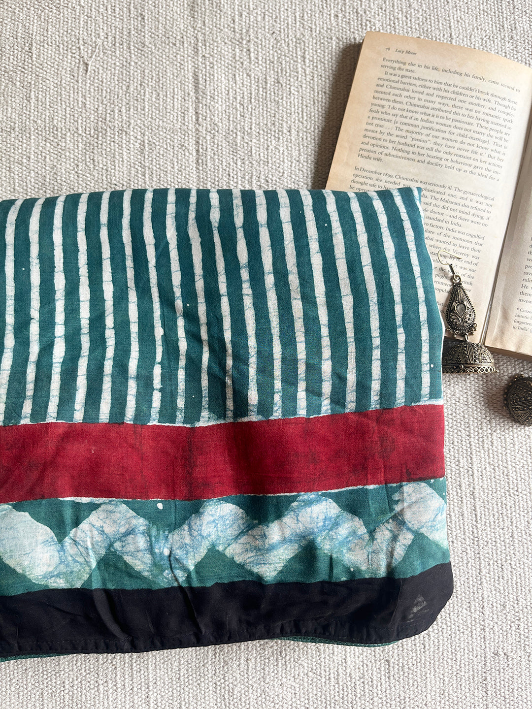 STRIPES BLOCK PRINTED MODAL SAREE WITH BLOUSE - BOTTLE GREEN