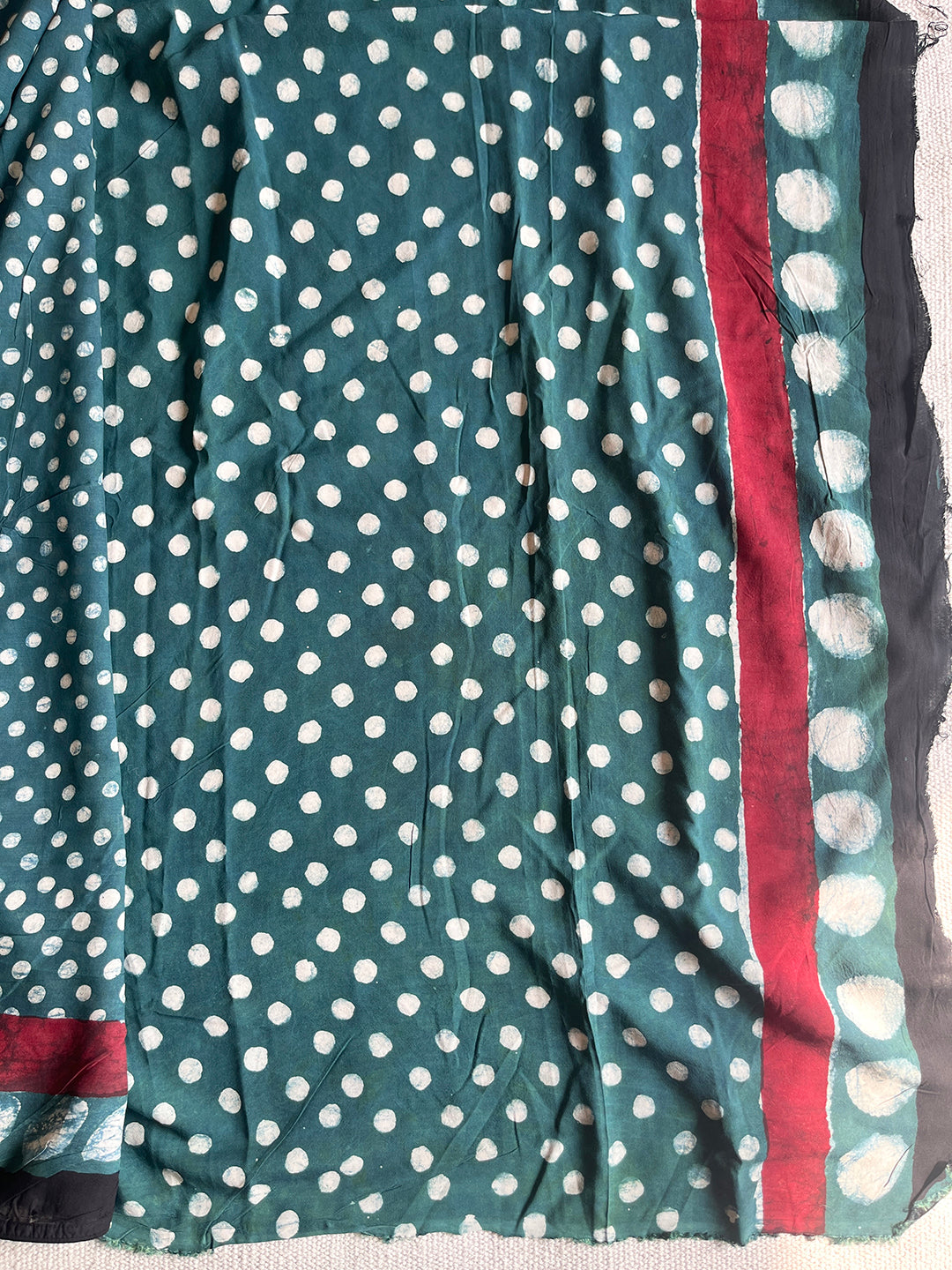 POLKAS BLOCK PRINTED MODAL SAREE WITH BLOUSE - BOTTLE GREEN