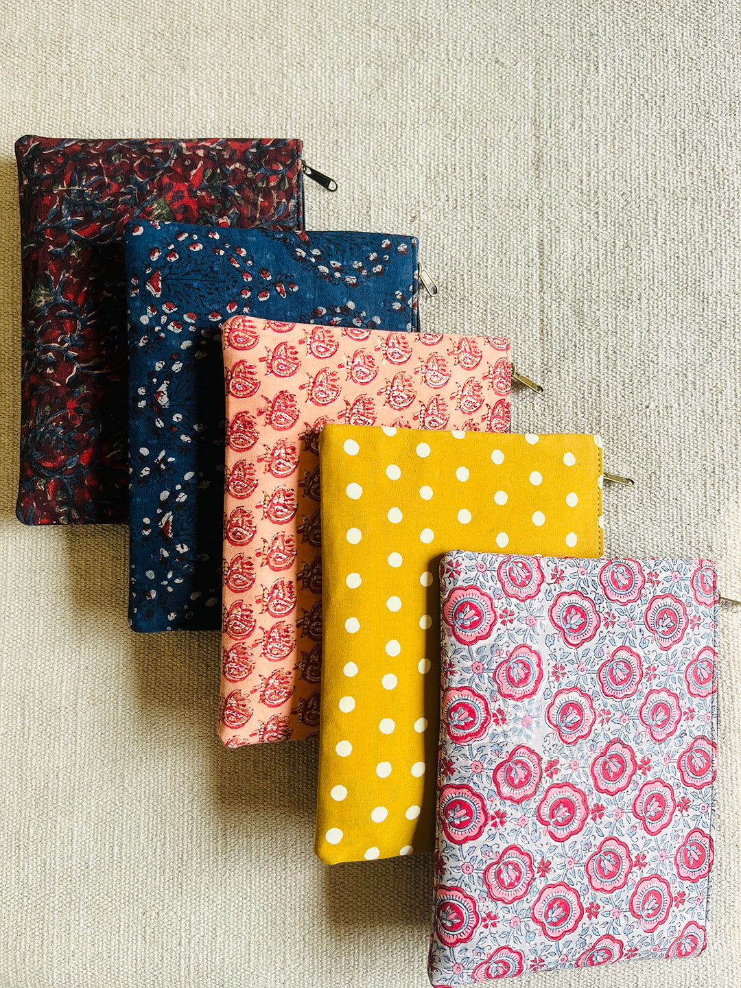 "CARRY YOUR ESSENTIALS" POUCH BLOCK PRINTED (SET OF 3)- INDIGO