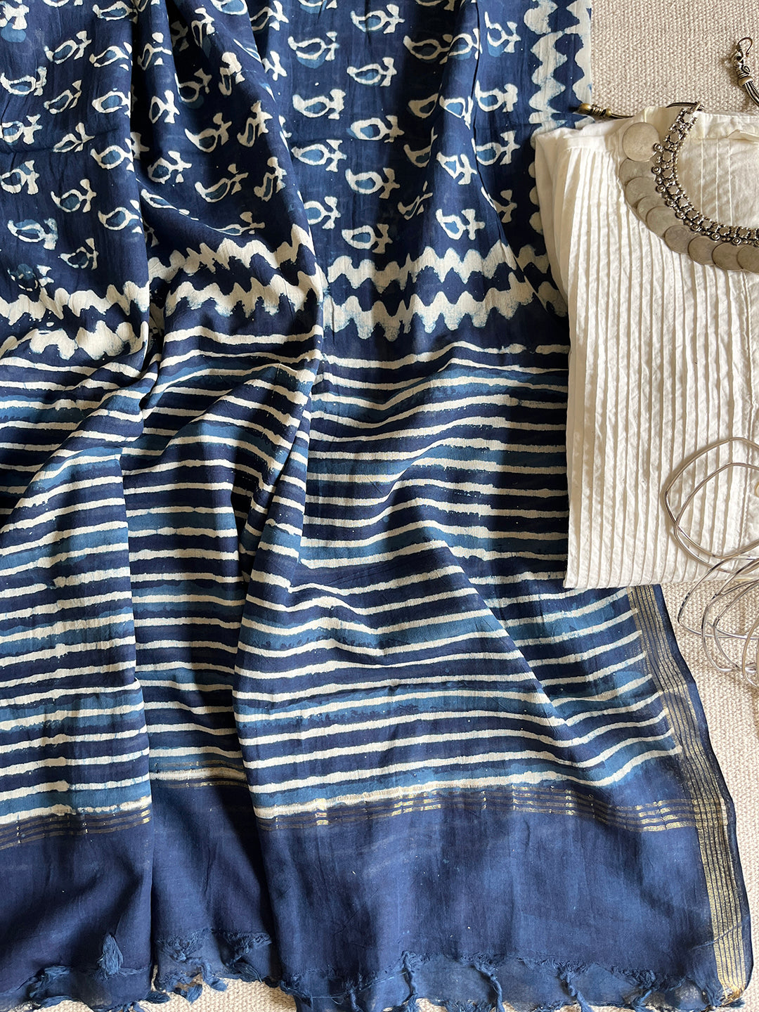 "ALLOVER PAISLEY BOOTI" INDIGO COTTON DUPATTA