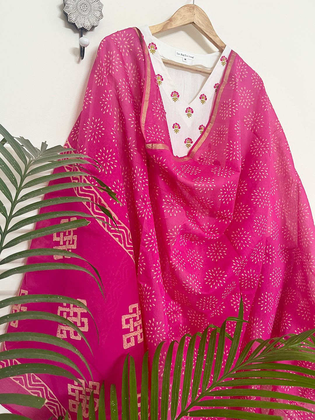 CHANDERI MAGENTA-PINK HAND BLOCK PRINTED DUPATTA