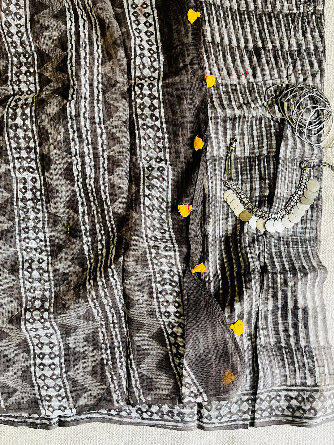 "CHASE THE WAVES" CHARCOAL KOTA DORIA SAREE