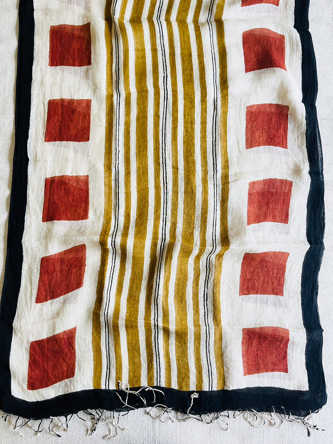 "BOLDER IS BETTER" LINEN DUPATTA