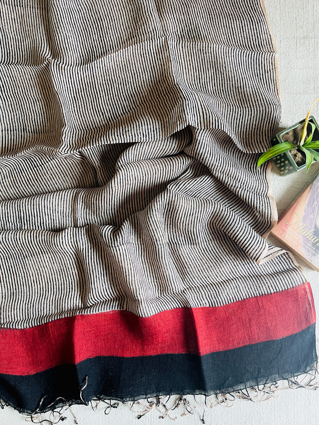 CONTEMPORARY STRIPES LINEN DUPATTA- LIGHT BEIGE