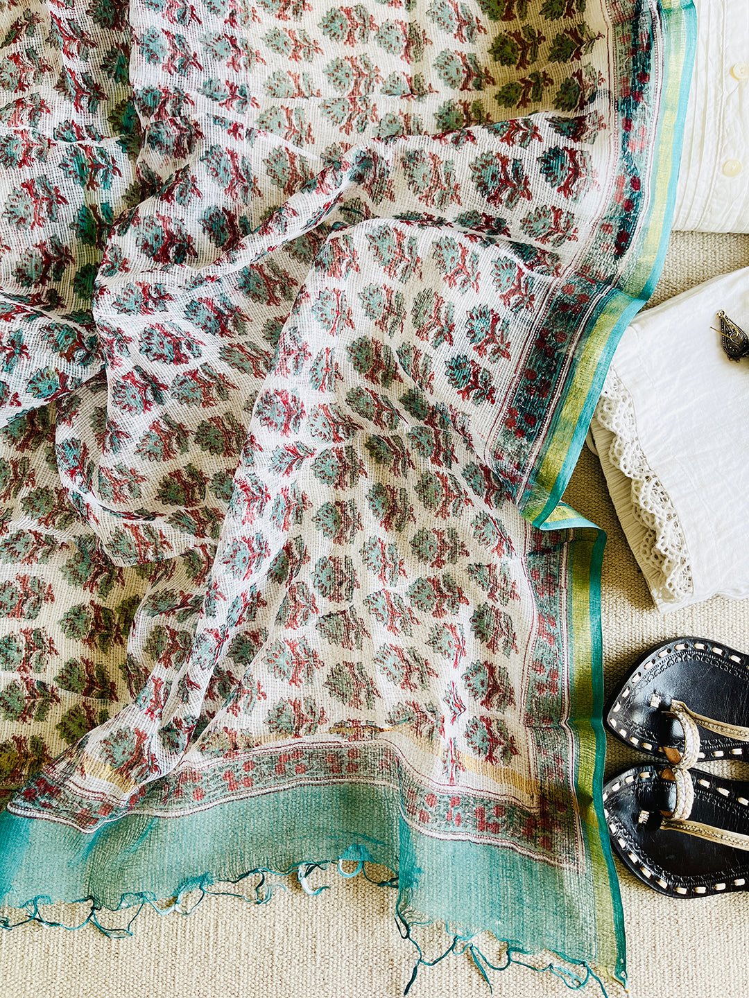 ALLOVER MUGHAL BOOTI PRINT KOTA DUPATTA