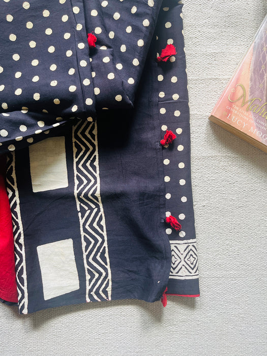 "POLKAS FOREVER" TASSELED MULMUL SAREE BLACK