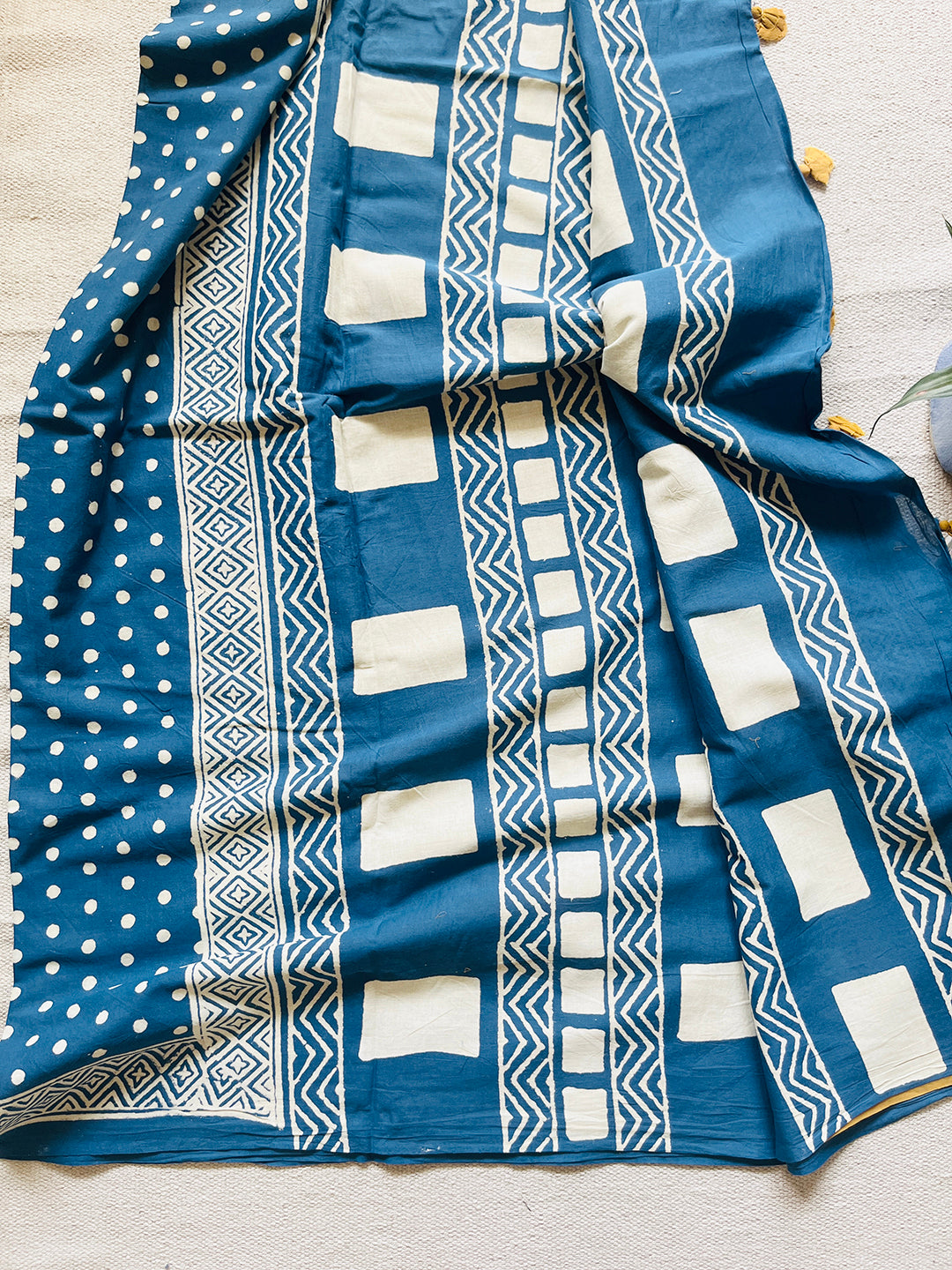 "POLKAS FOREVER" TASSELED MULMUL SAREE BLUE