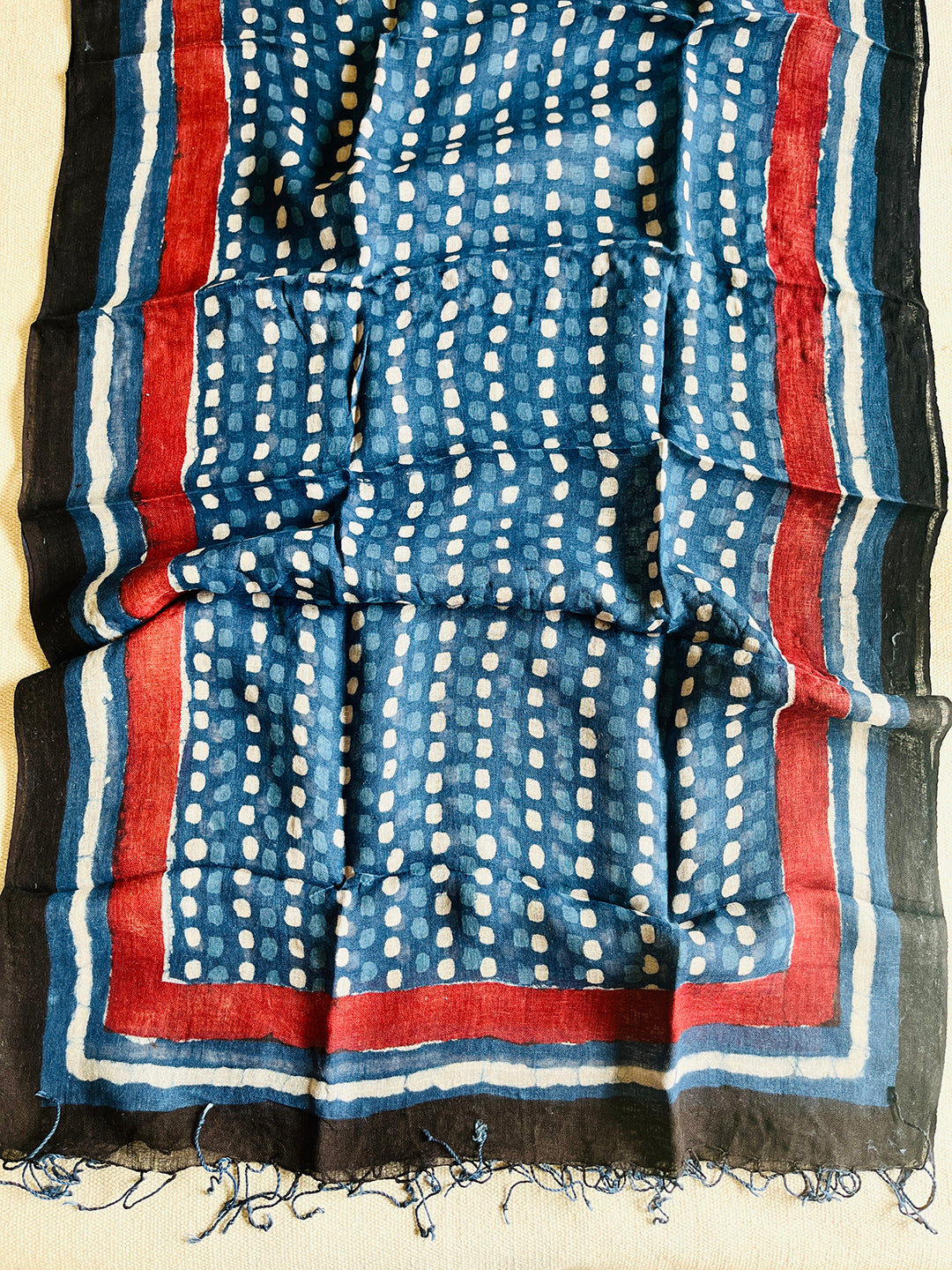 "INDIGO LOVE" LINEN DUPATTA