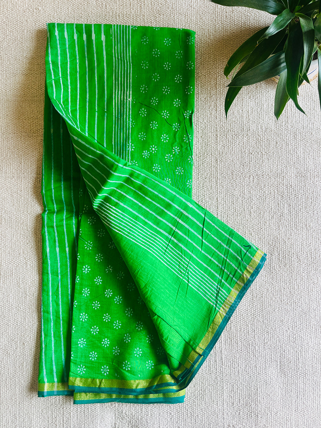 CHANDERI BRIGHT-GREEN HAND BLOCK PRINTED DUPATTA