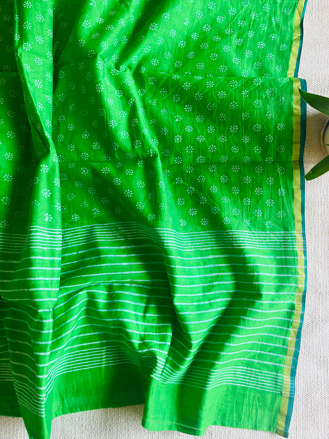 CHANDERI BRIGHT-GREEN HAND BLOCK PRINTED DUPATTA