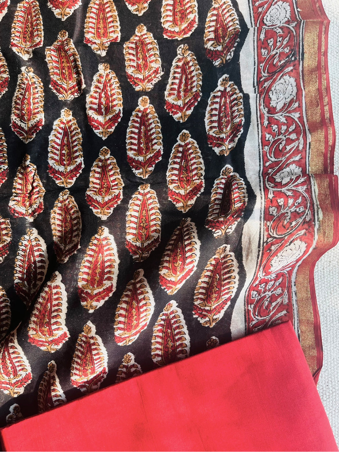 KALAMKARI BIG LEAF CHANDERI UNSTITCHED SUIT SET- BLACK