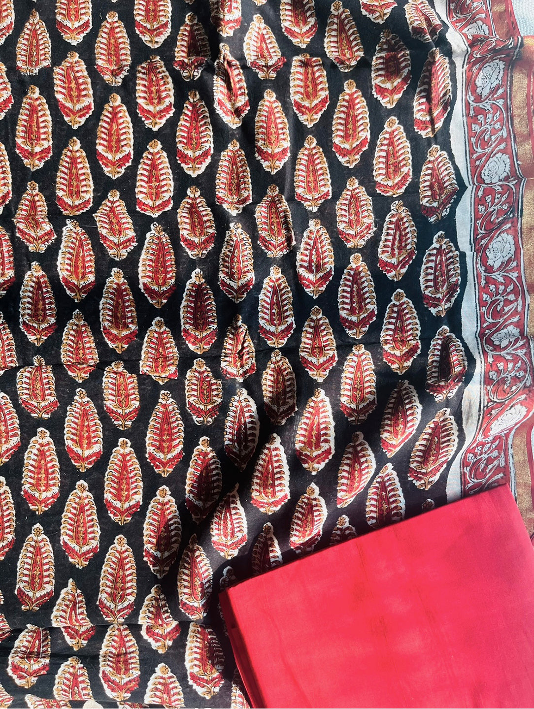 KALAMKARI BIG LEAF CHANDERI UNSTITCHED SUIT SET- BLACK