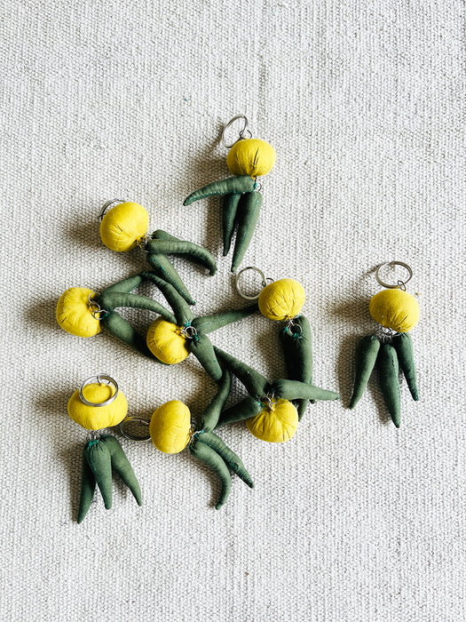 "NAZAR NA LAGE" NIMBU-MIRCHI KEY RING