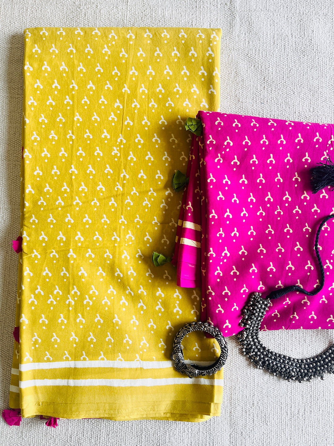 "THE MAGIC IS IN YOU"-BLOCK PRINTED COTTON MULMUL SAREE (YELLOW)