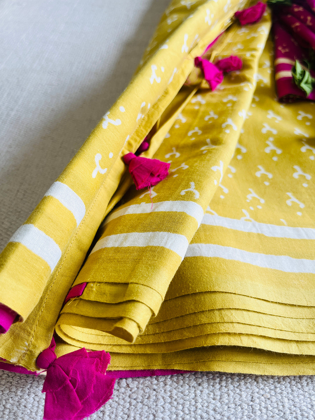 "THE MAGIC IS IN YOU"-BLOCK PRINTED COTTON MULMUL SAREE (YELLOW)