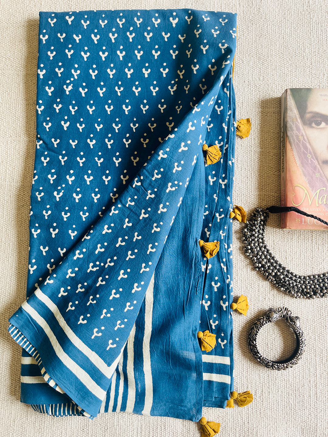 "THE MAGIC IS IN YOU"-BLOCK PRINTED COTTON MULMUL SAREE (BLUE)