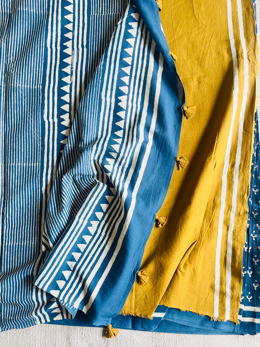 "THE MAGIC IS IN YOU"-BLOCK PRINTED COTTON MULMUL SAREE (BLUE)
