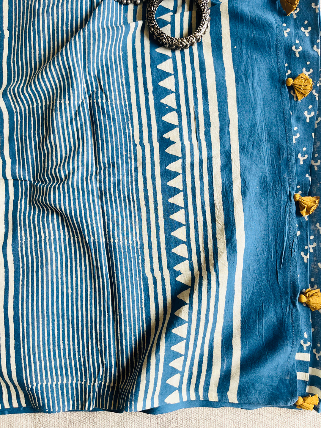 "THE MAGIC IS IN YOU"-BLOCK PRINTED COTTON MULMUL SAREE (BLUE)