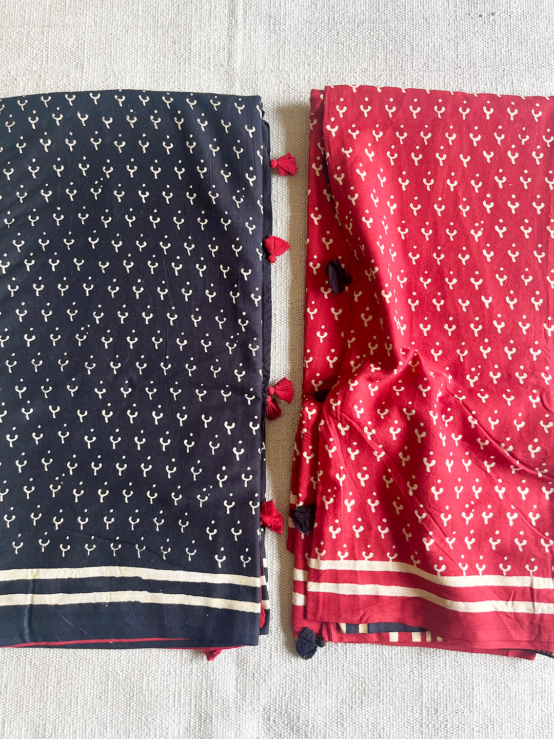 "THE MAGIC IS IN YOU"-BLOCK PRINTED COTTON MULMUL SAREE (BLACK)