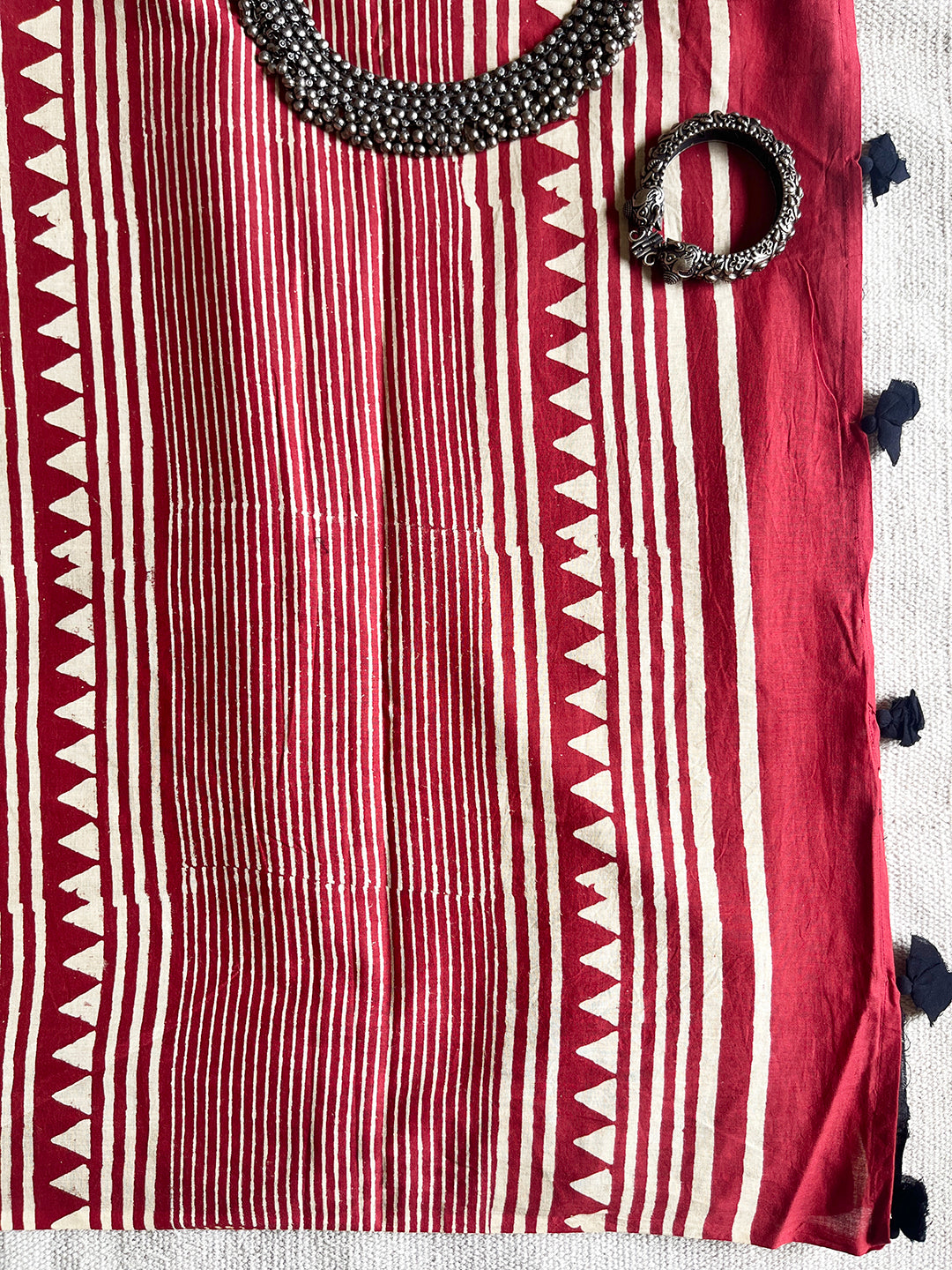"THE MAGIC IS IN YOU"-BLOCK PRINTED COTTON MULMUL SAREE (RUSTIC RED)