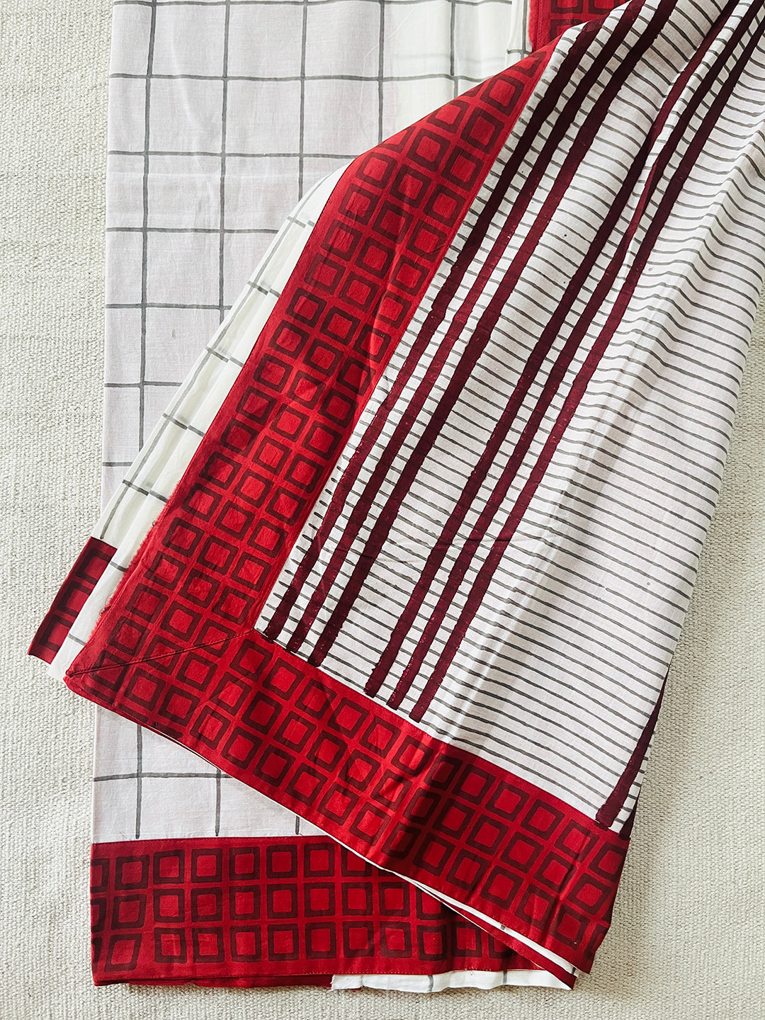 "MONOCHROMES WITH A TWIST" MULMUL HAND BLOCK PRINTED SAREE