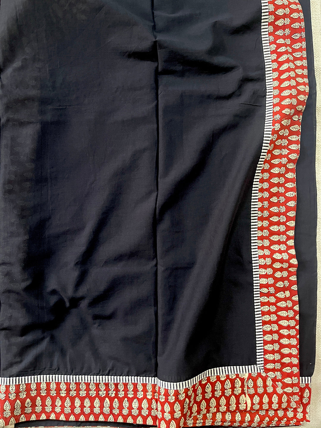 MULMUL APPLIQUE BORDER SAREE- JET BLACK