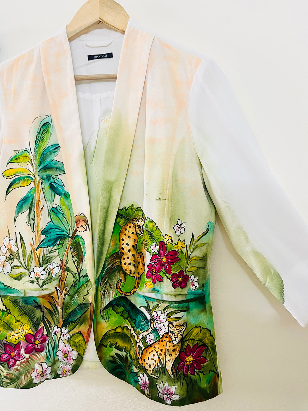 EXCLUSIVE- HAND PAINTED TROPICAL RESORT BLAZER (pre-loved & upcycled)
