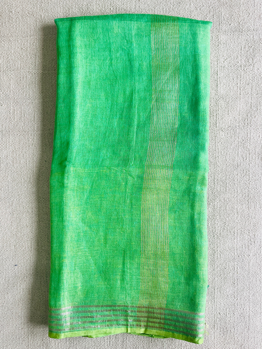 HANDWOVEN OMBRE LINEN SAREE- GO GREEN